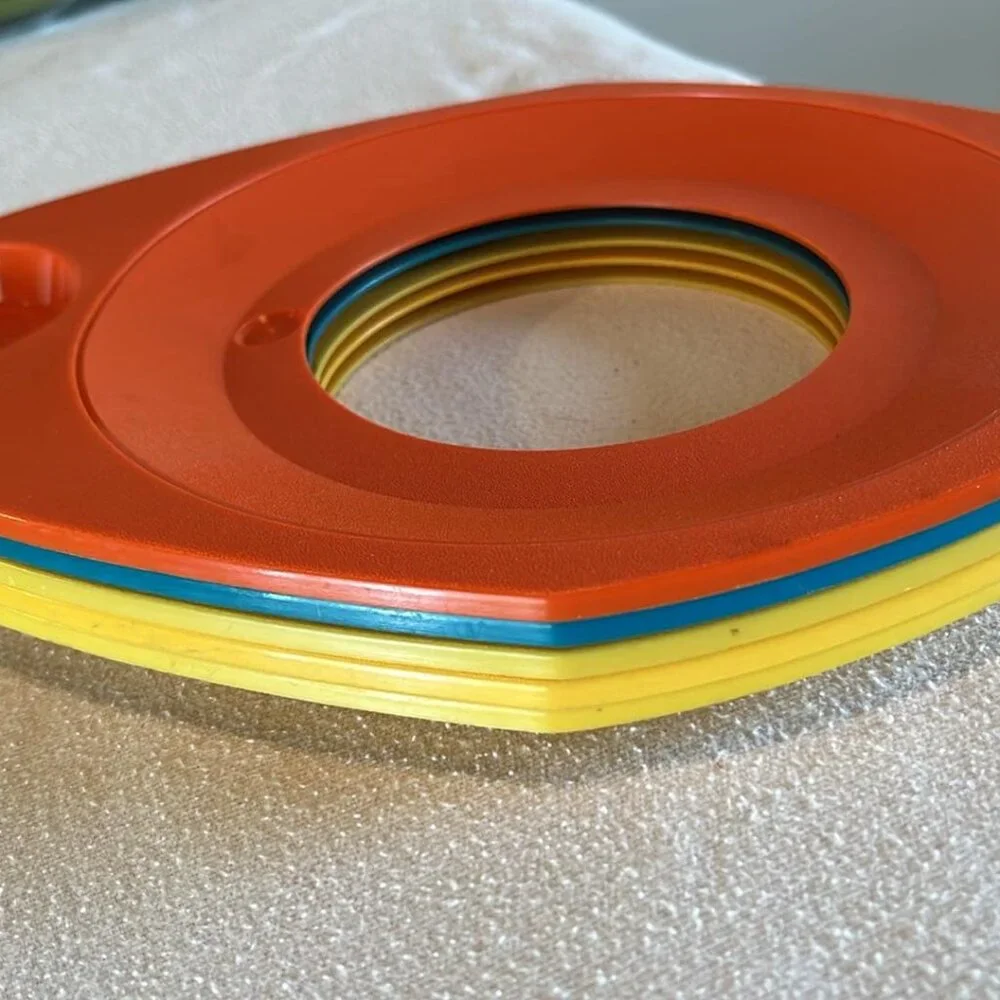 Vintage Better Maid Plastic Paper‎ Plate & Cup Holders Set of 5 MCM BBQ Party
